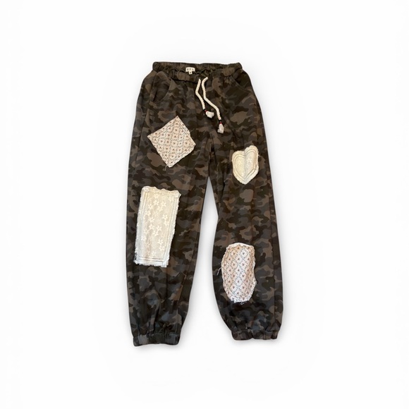 POL Harlow Camo Pants - Picture 3 of 9